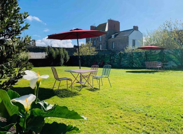 Apartment Miramar - 50m - Rue Gratuite